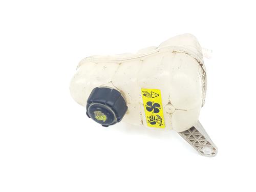 expansion-tank-nissan-nv200-evalia-bus-2010-33936228 main image