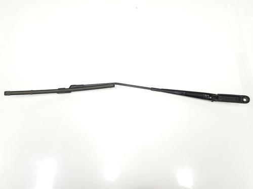 Used Front windshield wiper arm SEAT ARONA (KJ7, KJP) [2017-2026]  31345982