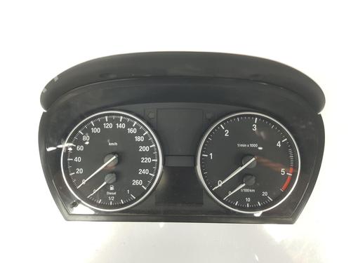 Used Instrument cluster BMW 3 (E90) 318 d (143 hp) 10338848
