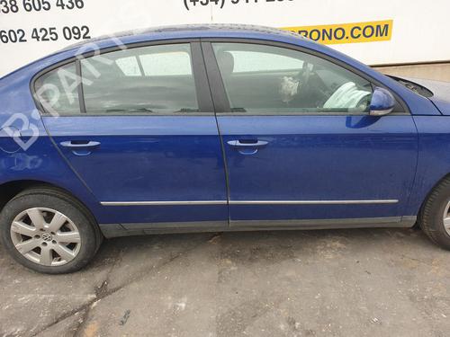 Klamka zewnętrzna drzwi przednich lewych VW PASSAT B6 (3C2) 1.9 TDI | BP15510360C128 