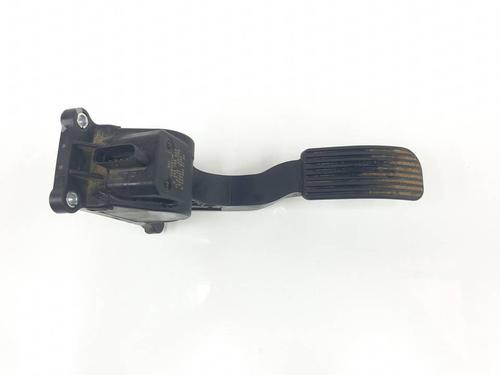 Used Pedal Pedal 38872401 38872401