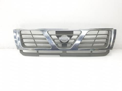 Used Grille NISSAN PATROL GR V Wagon (Y61) 3.0 DTi (158 hp) 24404866