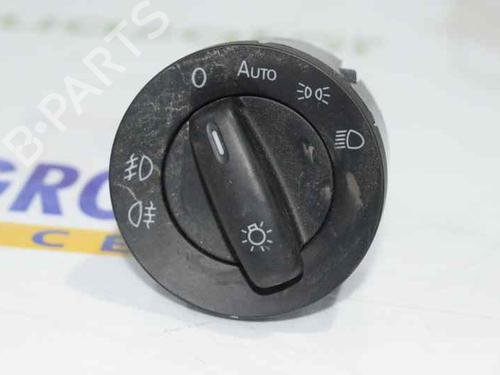 Used Headlight switch VW GOLF VI (5K1) 1.6 TDI (105 hp) 1363266