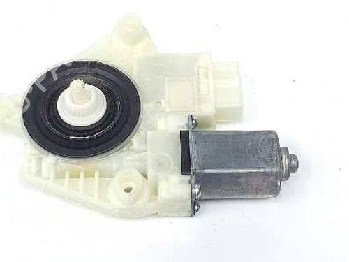 Portierruitmotor rechtsachter VW GOLF VII (5G1, BQ1, BE1, BE2) 1.6 TDI (115 hp) 8317970