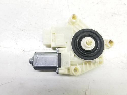 Left rear window motor VW GOLF VII (5G1, BQ1, BE1, BE2) 2.0 TDI | BP8637980E23 
