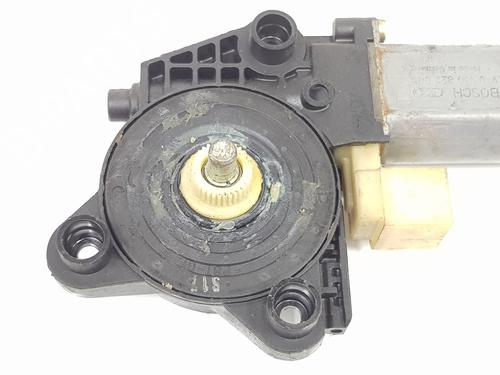 Rudehejsemotor bagstkærm venstre MERCEDES-BENZ C-CLASS (W203) C 320 (203.064) | BP19117640E23 