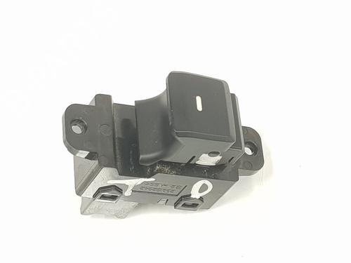 Used Right rear window switch HYUNDAI i20 II (GB, IB) 1.2 (84 hp) 8801114