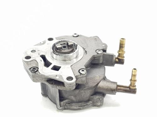 Used Vacuum pump Vacuum pump LAND ROVER RANGE ROVER SPORT II (L494) 3.0 TDV6 4x4 (258 hp) 33053230 33053230