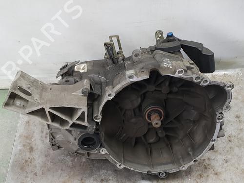 Used Gearbox VOLVO S60 I (384) 2.4 (170 hp) 23227501