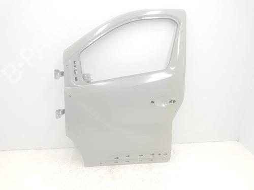 Used Left front door RENAULT TRAFIC III Bus (JG_) 1.6 dCi 125 (JGMH) (125 hp) 13539386
