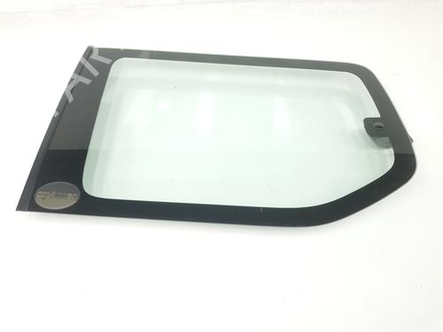 Used Rear left quarter glass TOYOTA LAND CRUISER 90 (_J9_) 3.0 TD (KZJ90_, KZJ95_, KZJ90R, KZJ95R, KZJ90W, KZJ95W) (125 hp) 18709116