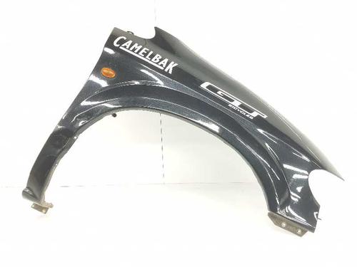Used Right front fenders CHRYSLER VOYAGER IV (RG, RS) 2.5 CRD (141 hp) 7085645