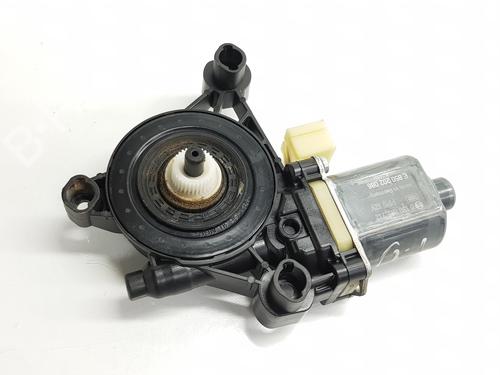 Rudehejsemotor bagstkærm højre AUDI A3 (8V1, 8VK) S3 quattro (310 hp) 27398432