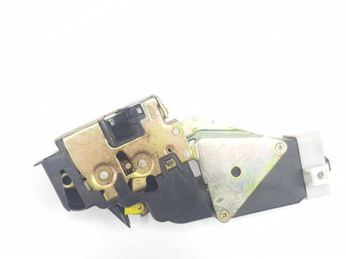 Front right lock VOLVO V40 Estate (645) 1.9 DI | BP29591238C97 