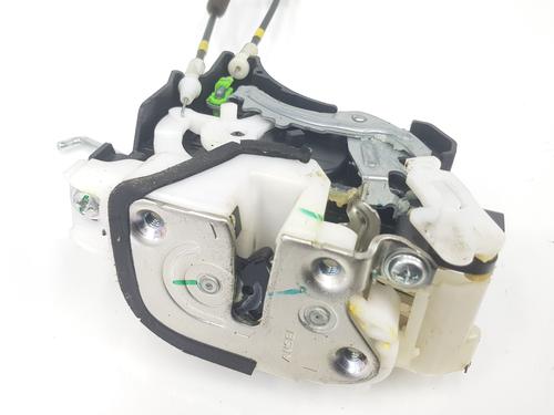 Rear left lock MITSUBISHI L200 / TRITON (KA_T, KB_T) 2.5 DI-D 4WD (KB4T) | BP20192369C100 