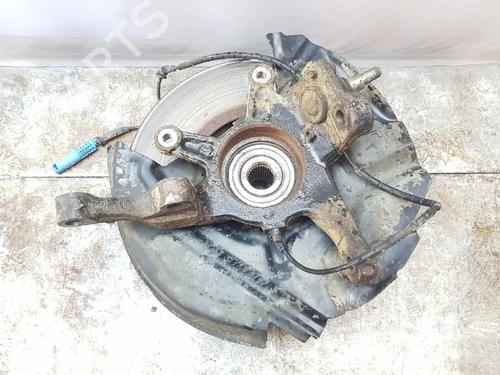 Used Right front steering knuckle LAND ROVER RANGE ROVER III (L322) 3.0 D 4x4 (177 hp) 5230647