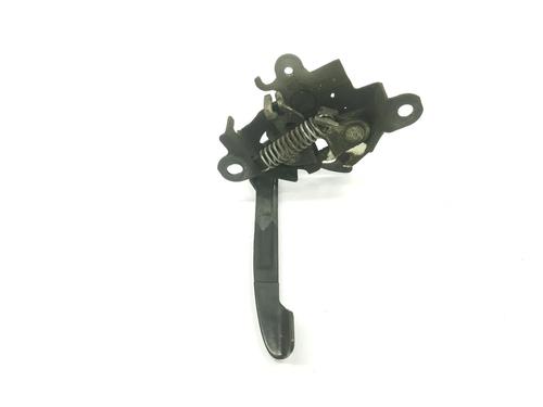 Used Hood lock TOYOTA YARIS (_P13_) 1.4 D (NLP130_, NLP130) (90 hp) 15255197