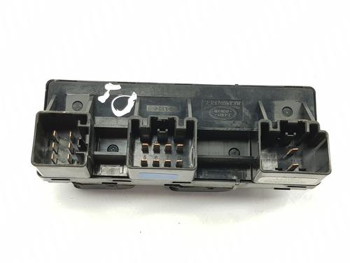 Left front window switch LAND ROVER DISCOVERY III (L319) 2.7 TD 4x4 | BP11699027I27 