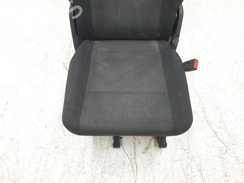 Sæde bagtil (3. række) VW TRANSPORTER T6 / CARAVELLE T6 Bus (SGB, SGJ, SHB, SHJ)  | BP27879656I24 