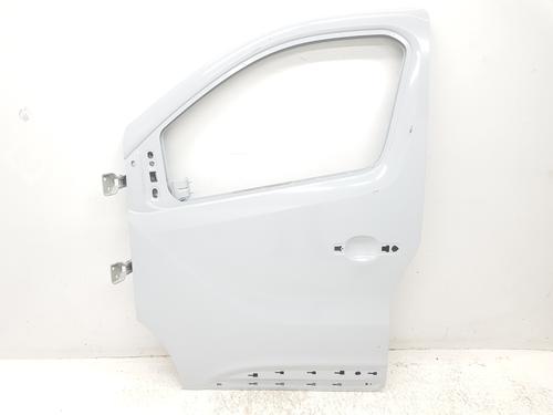 Used Left front door RENAULT TRAFIC III Bus (JG_) [2014-2025]  21003831