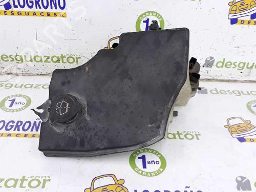 Used Windscreen washer tank BMW X3 (E83) xDrive 30 d (218 hp) 7895997