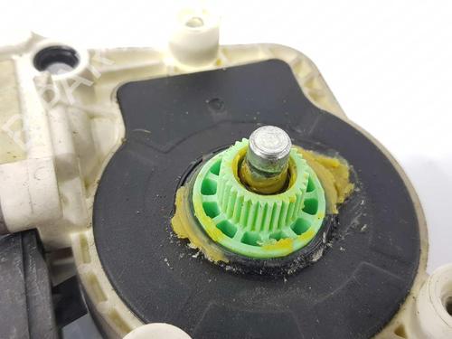 Right front window motor BMW 5 (E60) 525 i | BP6571343E20 