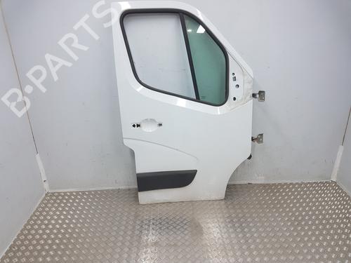 Used Right front door Right front door 37631068 37631068