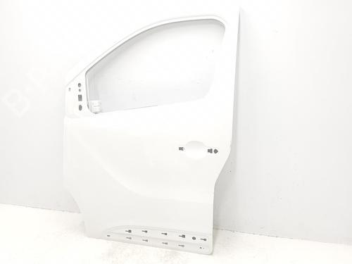 Left front door RENAULT TRAFIC III Bus (JG_)  | BP17192706C2 