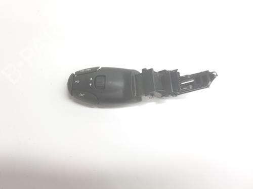 steering-wheel-controls-fiat-scudo-van-2022-33958023 main image