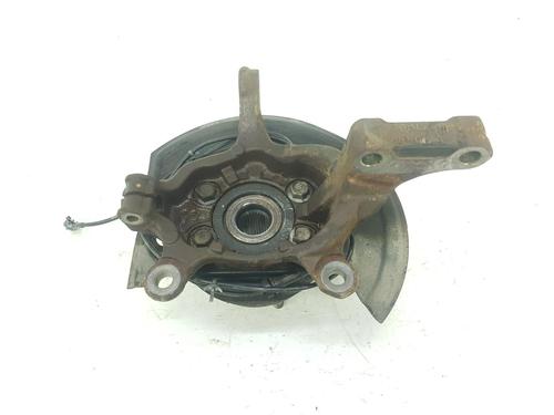 Used Left front steering knuckle NISSAN JUKE (F15) 1.2 DIG-T (115 hp) 8683792