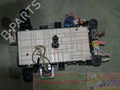 Fuse box SUZUKI GRAND VITARA II (JT, TE, TD) 1.9 DDiS All-wheel Drive (JT419, TD44, JB419WD, JB419XD,... | BP760681E1 