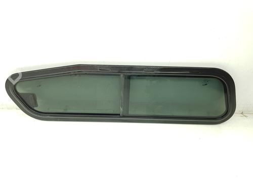 Rear left quarter glass MITSUBISHI L200 / TRITON (KJ_, KK_, KL_) 2.2 DI-D 4WD | BP29807470C93 