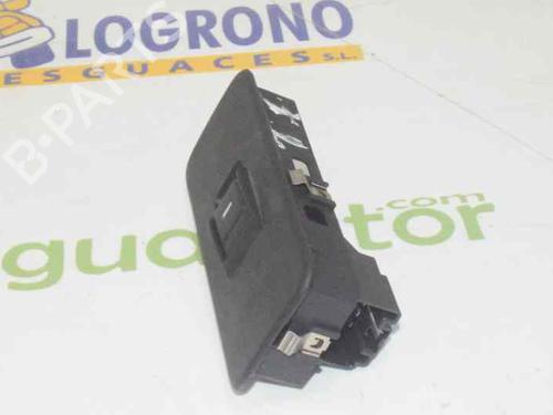 Left rear window switch LAND ROVER DISCOVERY III (L319) 2.7 TD 4x4 | BP1364993I29 
