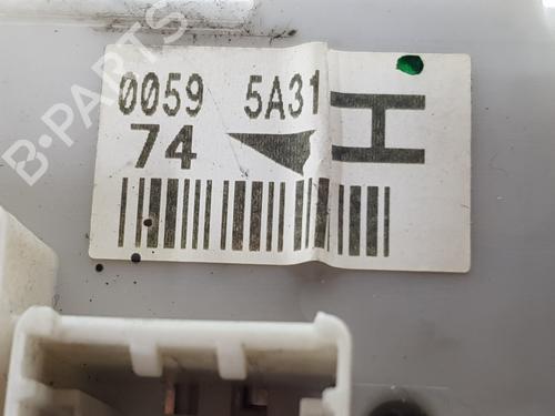 Fuse box TOYOTA LAND CRUISER PRADO (_J12_) 3.0 D-4D (KDJ120, KDJ125) | BP20226311E1 