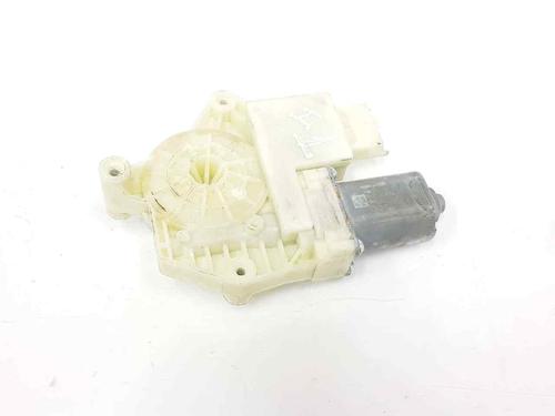 Used Left rear window motor PEUGEOT 308 SW II (LC_, LJ_, LR_, LX_, L4_) 1.6 HDi / BlueHDi 115 (LCBHXM, LCBHXT) (115 hp) 8064538
