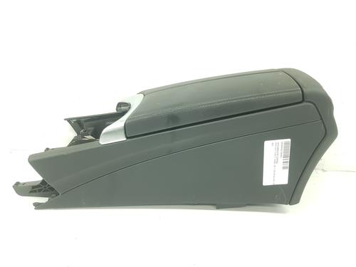 Used Armrest / Center console MERCEDES-BENZ C-CLASS (W205) C 220 BlueTEC / d (205.002, 205.004) (170 hp) 8637861
