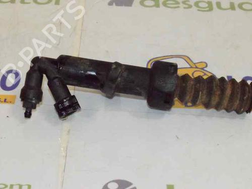Used Clutch slave cylinder PEUGEOT PARTNER Box Body/MPV 1.6 HDi 16V 4x4 (90 hp) 14118531