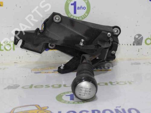 Gear lever NISSAN X-TRAIL II (T31) 2.0 dCi 4x4 | BP7420725M90 