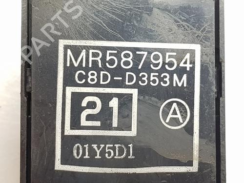 Left front window switch MITSUBISHI L200 / TRITON (KA_T, KB_T) 2.5 DI-D 4WD (KB4T) | BP30437018I27 