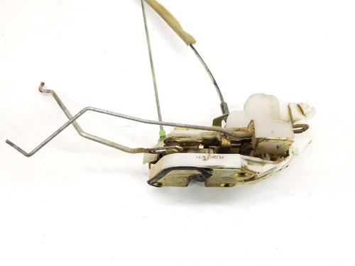 Used Front right lock MITSUBISHI PAJERO III (V7_W, V6_W) 3.2 Di-D (V68W) (160 hp) 7282580