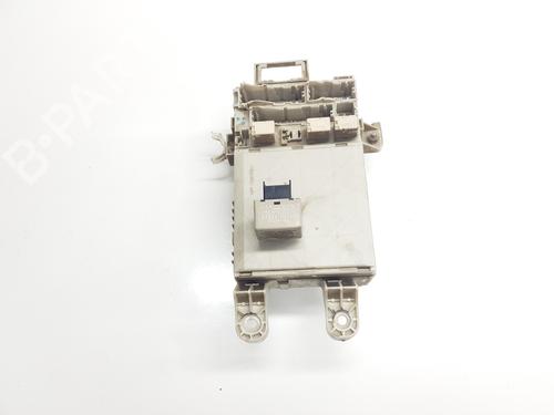 Fuse box TOYOTA LAND CRUISER PRADO (_J12_) 3.0 D-4D (KDJ120, KDJ125) | BP21043677E1 