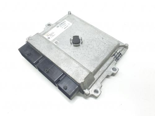 Used Engine control unit (ECU) RENAULT CAPTUR I (J5_, H5_) 0.9 TCe 90 (90 hp) 17948183