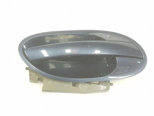 Used Rear right exterior door handle Rear right exterior door handle BMW 7 (E65, E66, E67) 730 d (218 hp) 6896599 6896599
