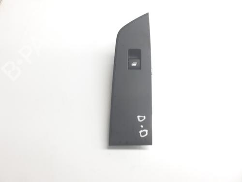 Mando elevalunas delantera derecho OPEL ASTRA L Sports Tourer (OV5) 1.2 (FRHNPJ) (110 hp) 31094186