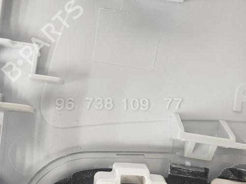 Interior roof light PEUGEOT 208 I (CA_, CC_) 1.2 PureTech 82 | BP10628709I8