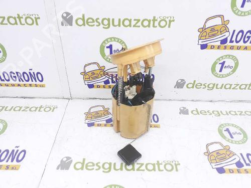 Used Fuel pump BMW 1 (E87) 118 d (143 hp) 1239952