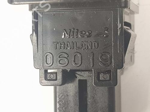 Warning switch SUBARU XV (_GP_) 2.0 D AWD (GPD) | BP13097404I22 