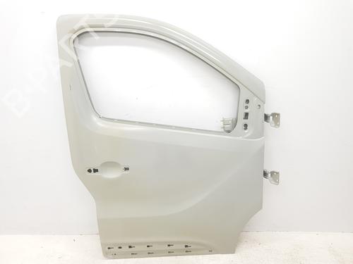 Used Right front door RENAULT TRAFIC III Van (FG_) 1.6 dCi 140 (FGMA, FGMC) (140 hp) 30144967