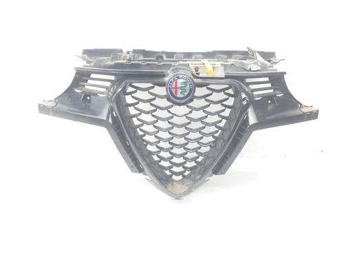 Used Grille Grille 36937083 36937083