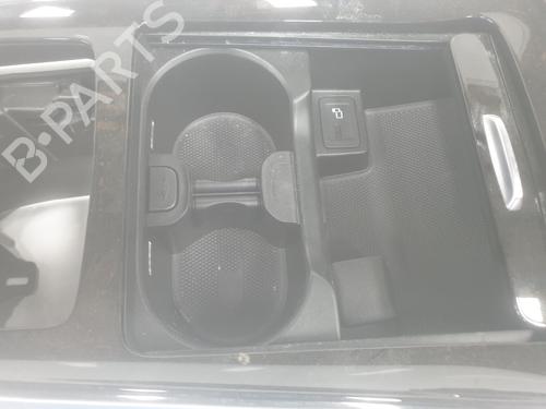 Armrest / Center console MERCEDES-BENZ GLB (X247) GLB 200 d (247.612) | BP36840076I20 - Image 3